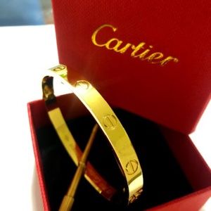 LOVE BANGLE BRACELET WITH SCREW DRIVER CARTIER!!